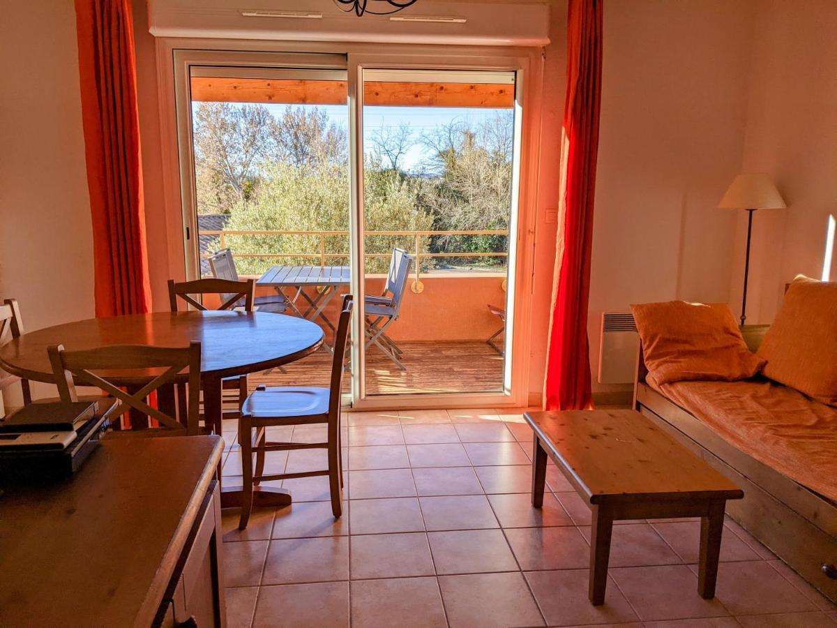 Maisonnette Dans Domaine Avec Piscine A Nyons, Pays Des Olives מראה חיצוני תמונה