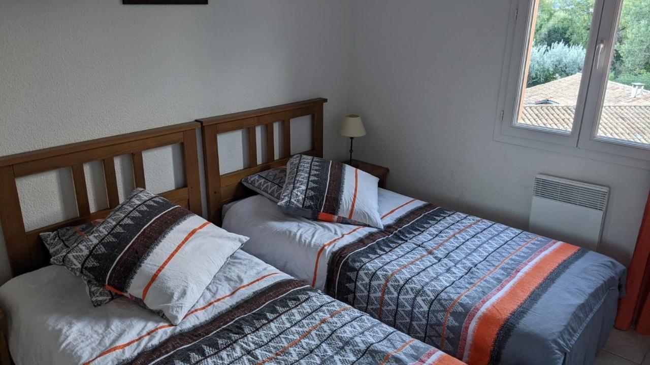 Maisonnette Dans Domaine Avec Piscine A Nyons, Pays Des Olives מראה חיצוני תמונה