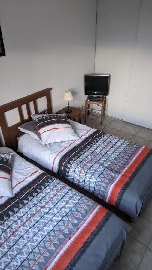 Maisonnette Dans Domaine Avec Piscine A Nyons, Pays Des Olives מראה חיצוני תמונה